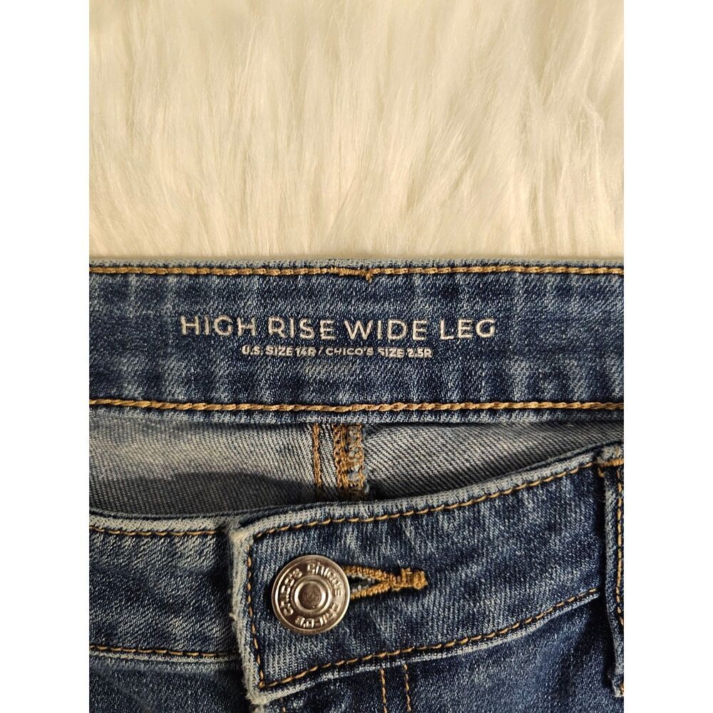 Chico’s High Rise Wide Leg Jeans Size 2.5R Medium Wash Stretch Denim - Picture 3 of 7